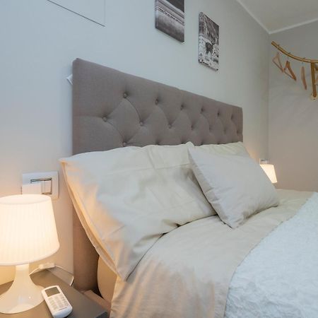 Appartamento Zona Citylife Comodo Per Rho Fiera Mailand Exterior foto